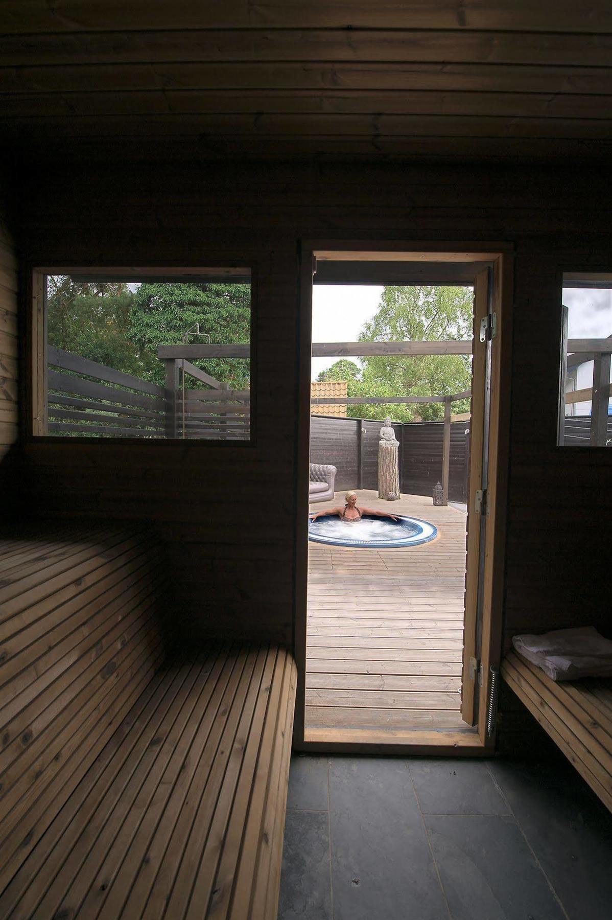 Bed and Breakfast Our House à Ystad Extérieur photo